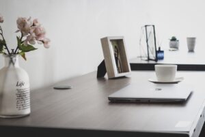 在宅勤務中の睡眠を改善する方法は？